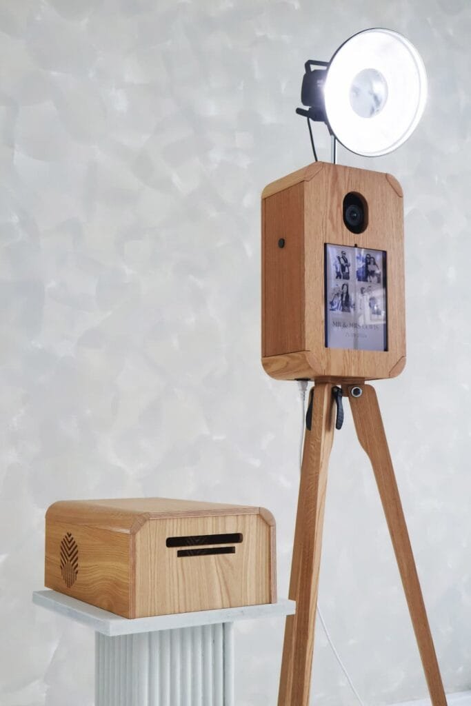 selfie pod