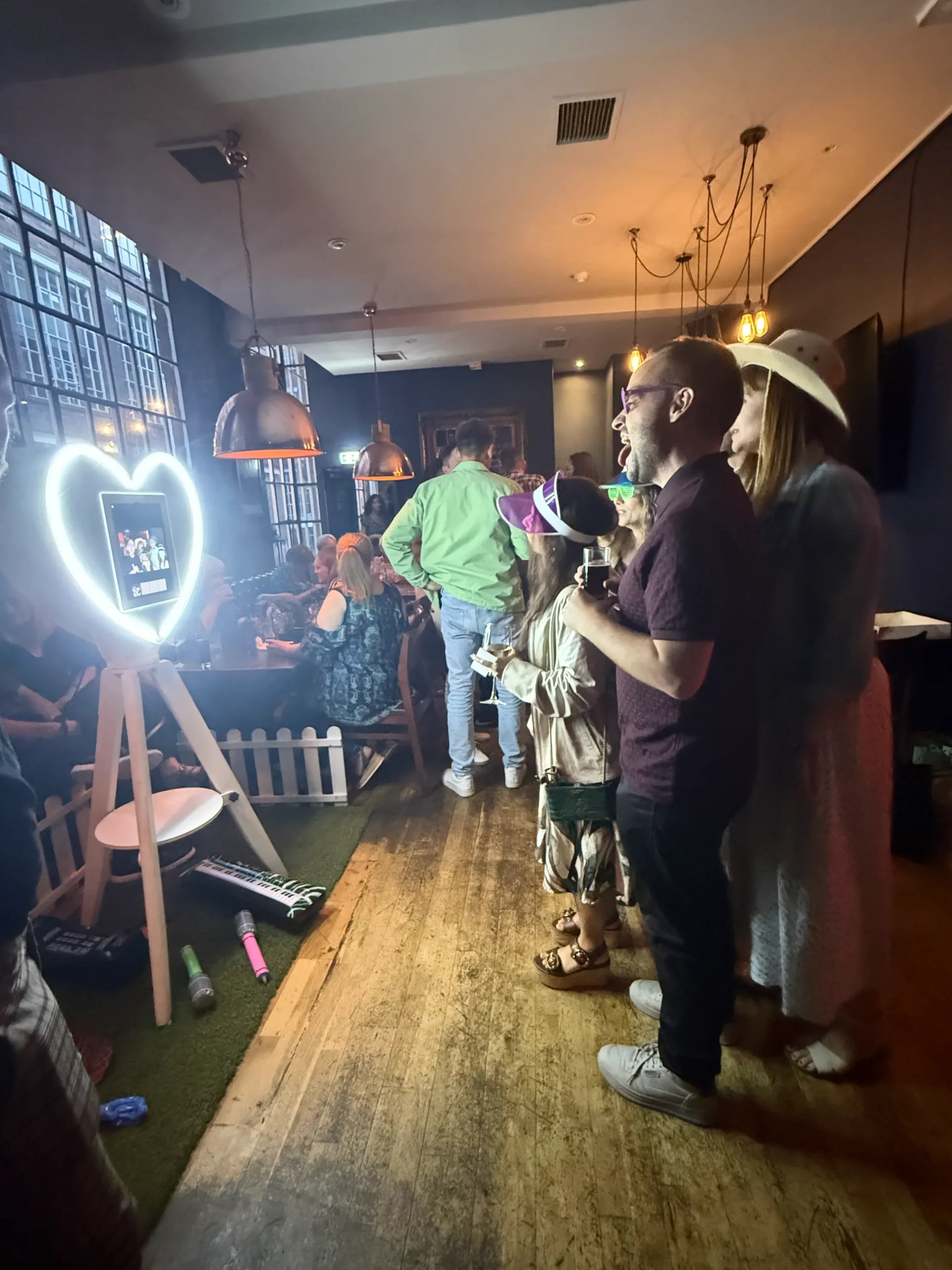 Photo booth in front of White Heart