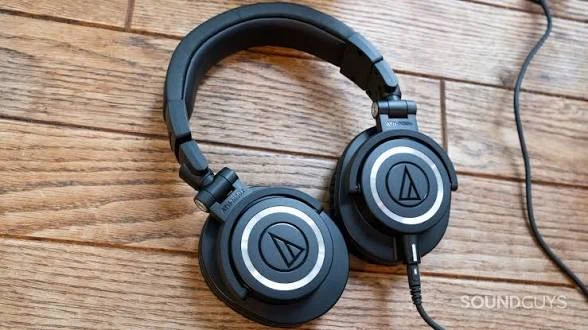 Audio-Technica ATH-M50x wired monitoring headphones